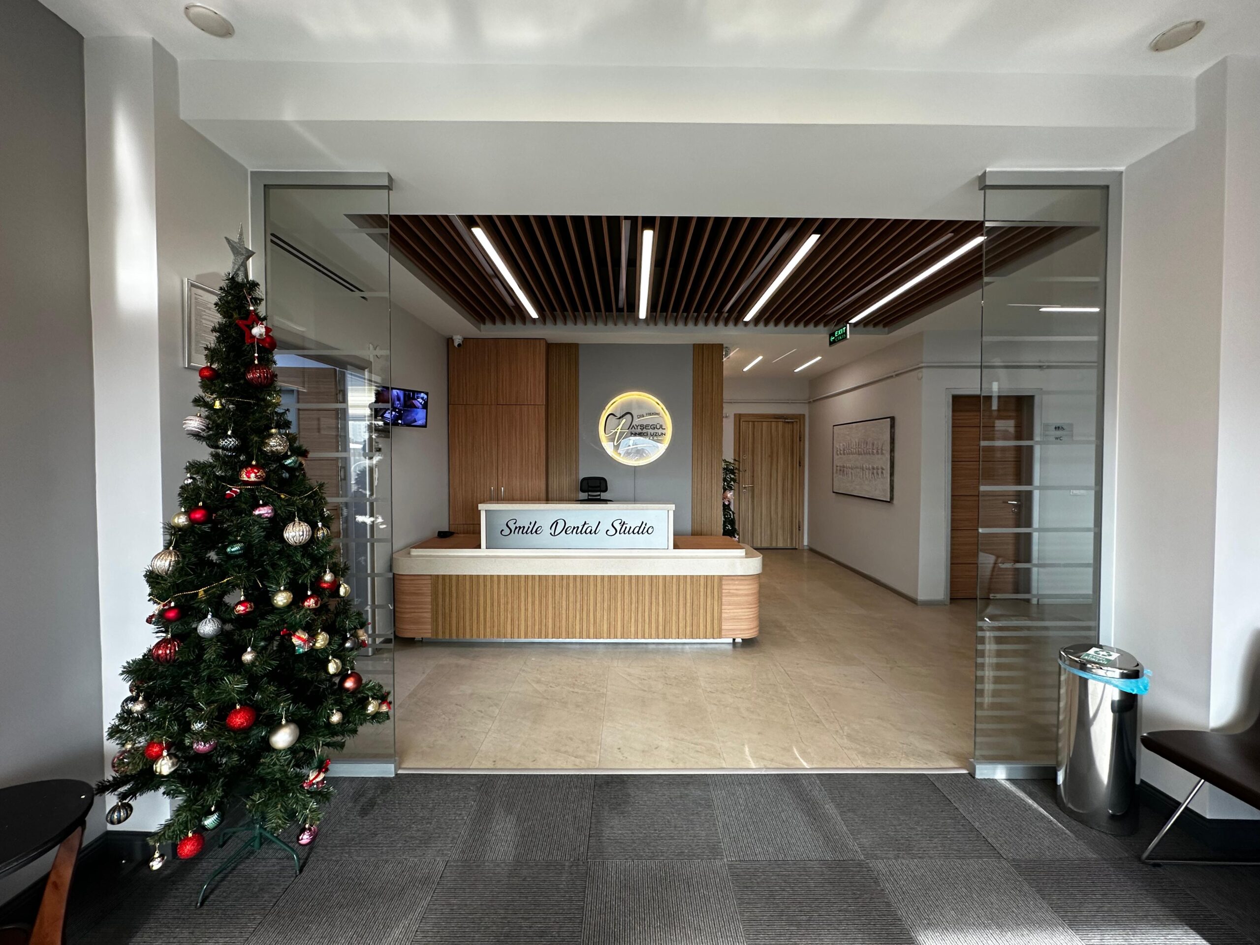 Zarif ve konforlu bekleme salonu