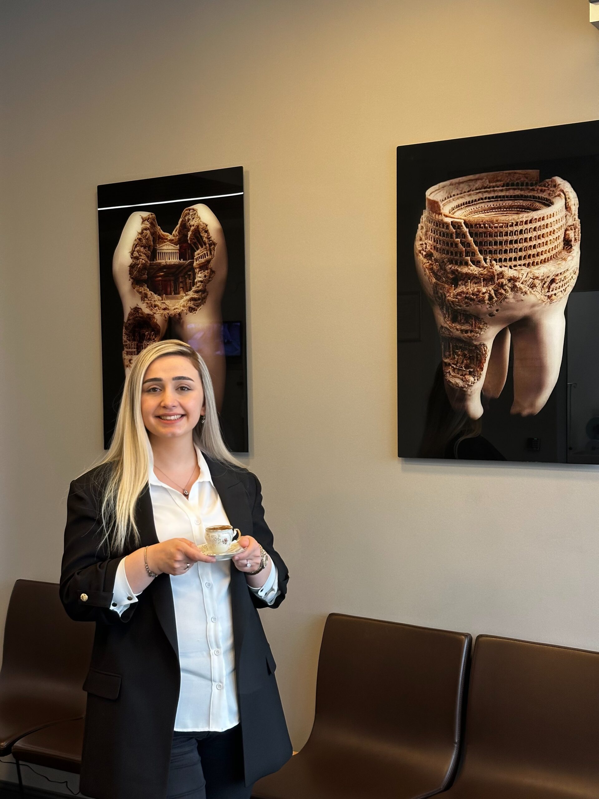 Dt. Ayşegül İnneci Uzun - Estetik Diş Hekimi